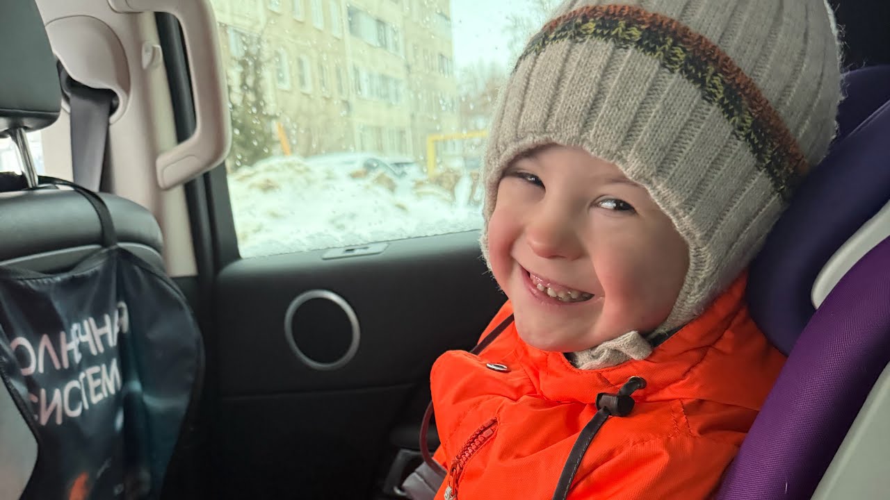 ПЕТЯ ВЕДЕТ СЕБЯ КАК СТАРШИЙ БРАТ. СЖИГАЕМ ЛОШАДЬ. ПРОВОЖАЕМ ЗИМУ.