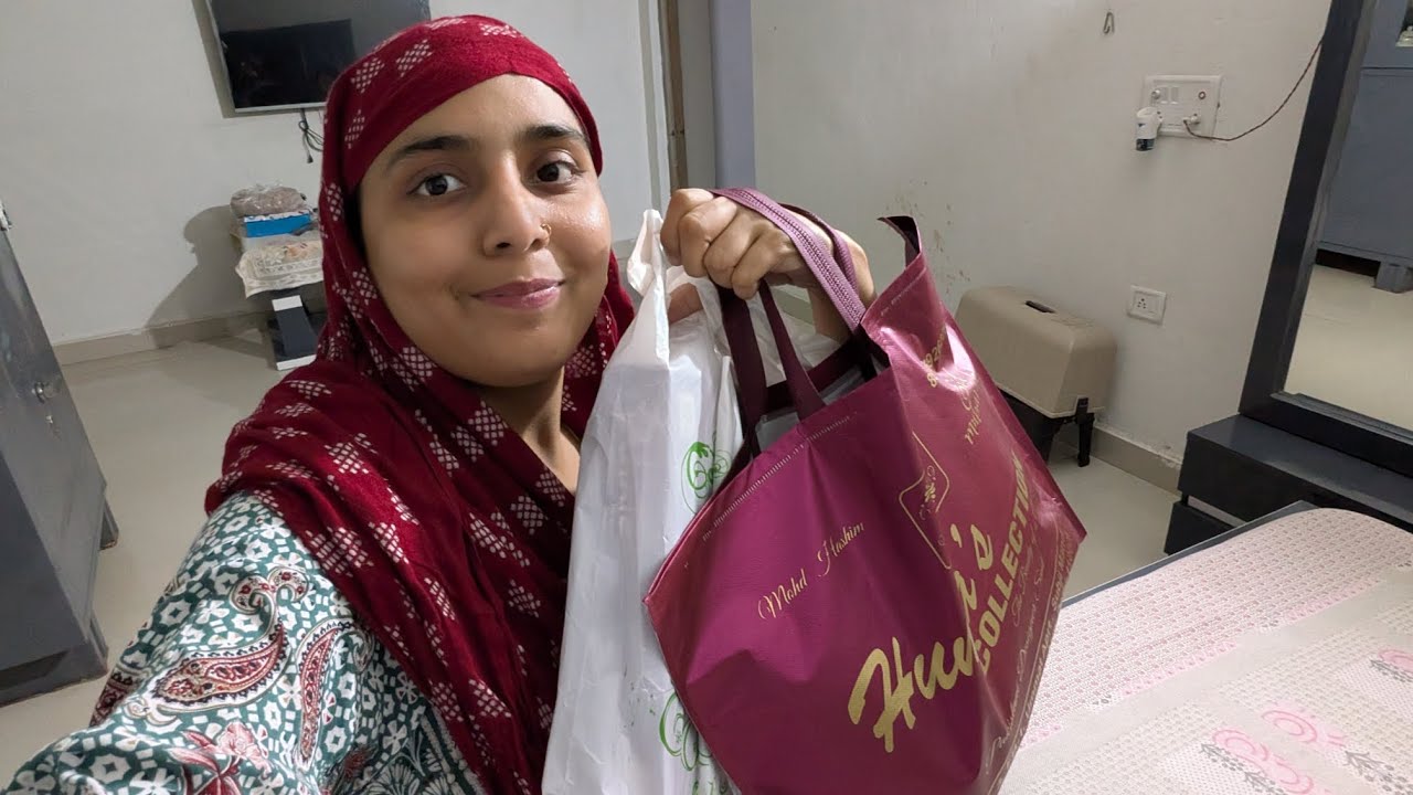 Market Gayi Shopping Krne 🥰🛍️ 
