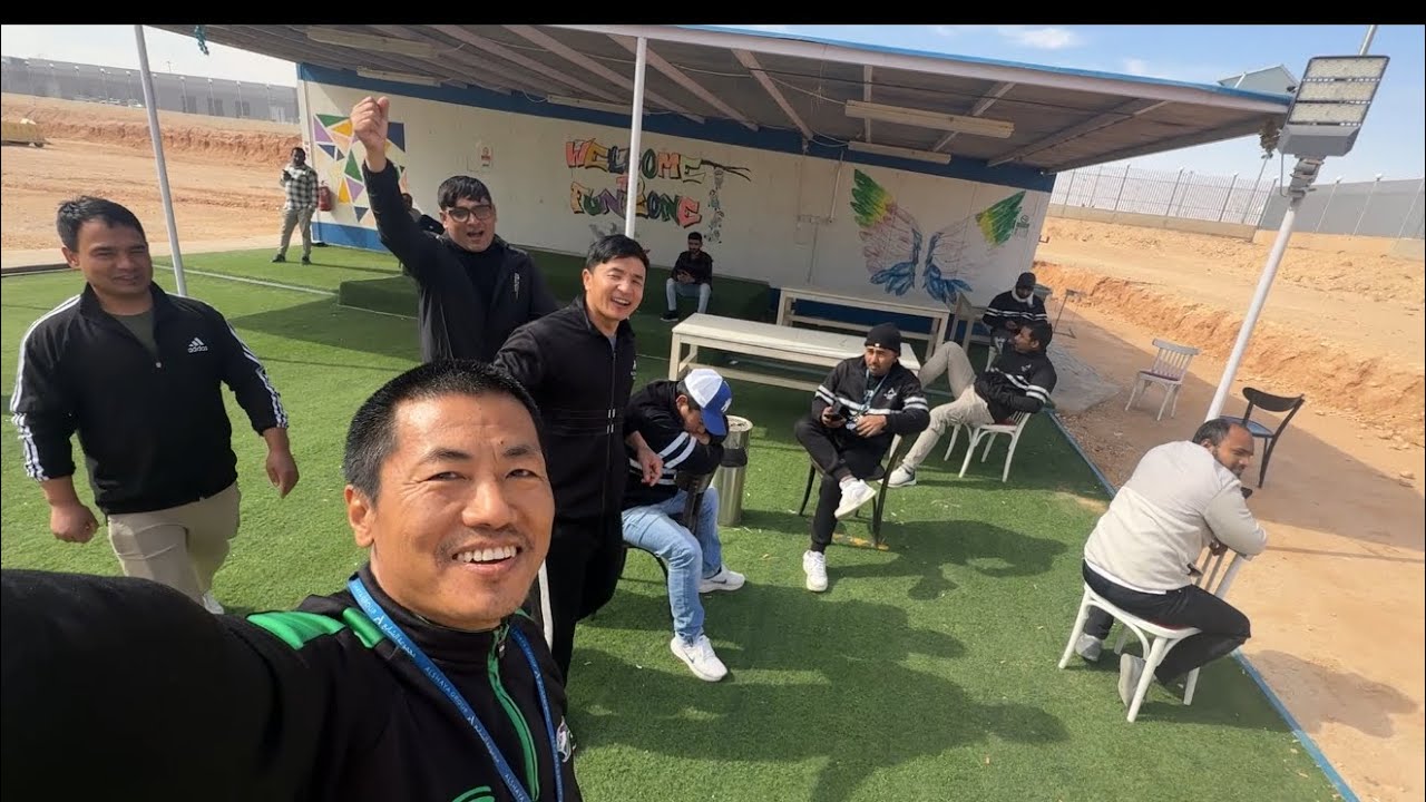 Aja ke ke Vo Break time  ma Hernus  Sathi Bhai Haru sanga Ani Ramailo Sath ma😁