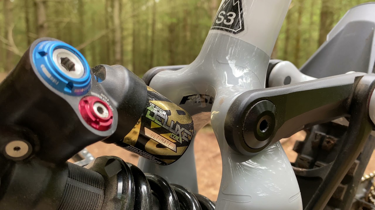 Kenevo SL short comparison enduro Levo sl