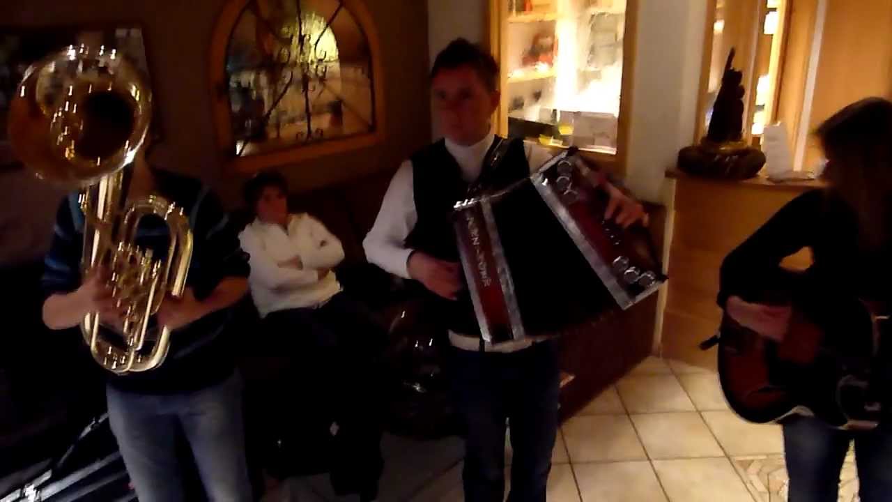Über`n Brennerpass ... von Franz Pircher komponiert und gespielt