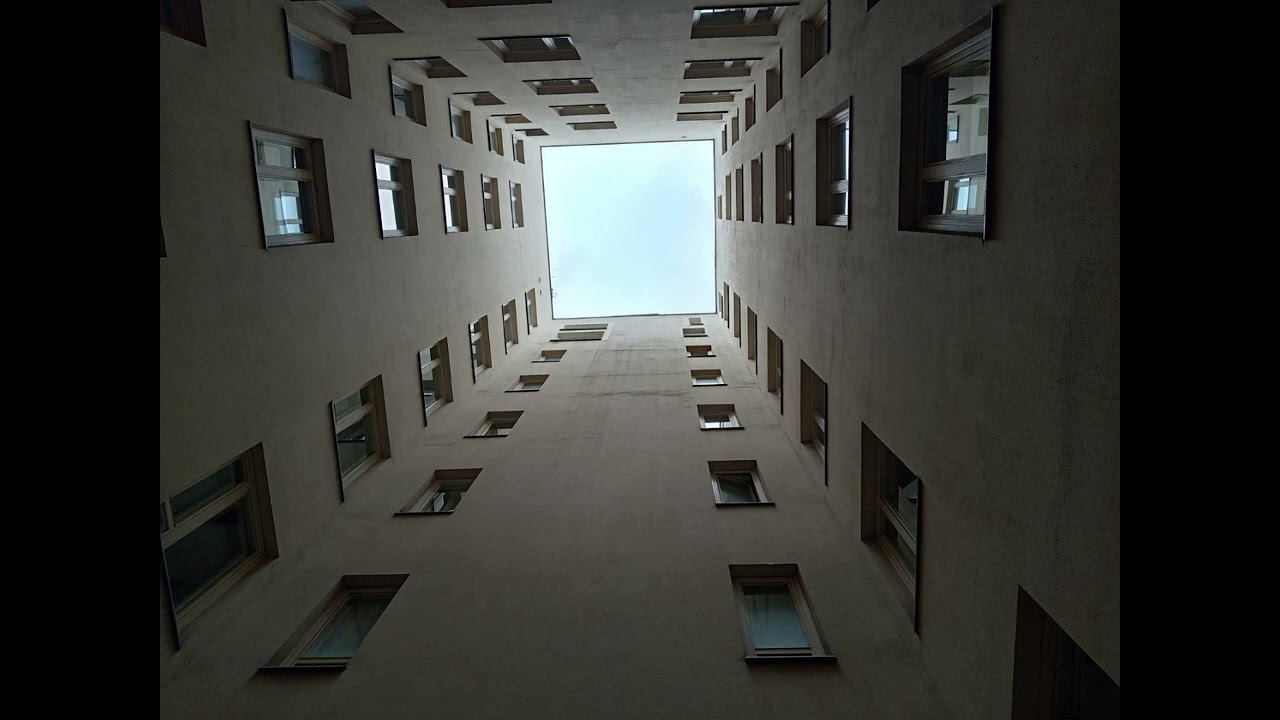 Reaktio - Ensireaktio