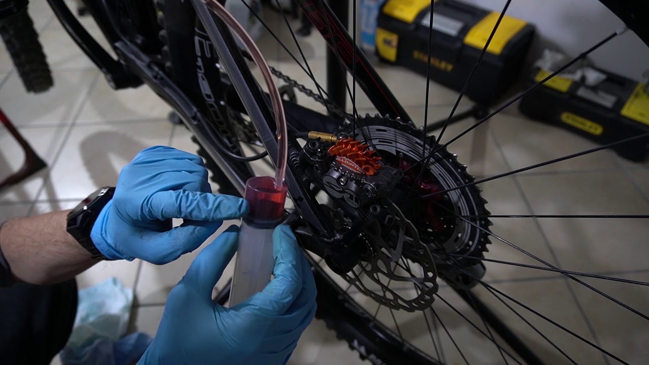 Come spurgare i freni Shimano (Shimano Saint)