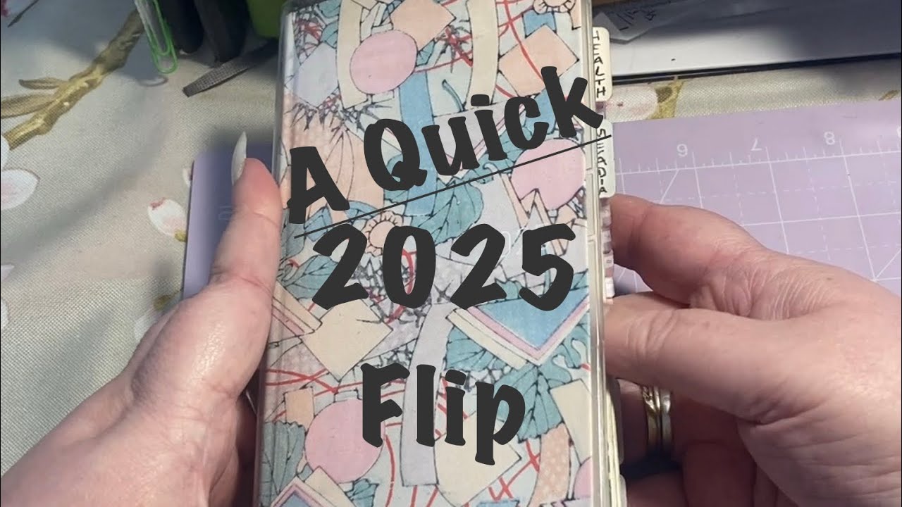 Short 2025 Hobonichi Weeks Flip-through