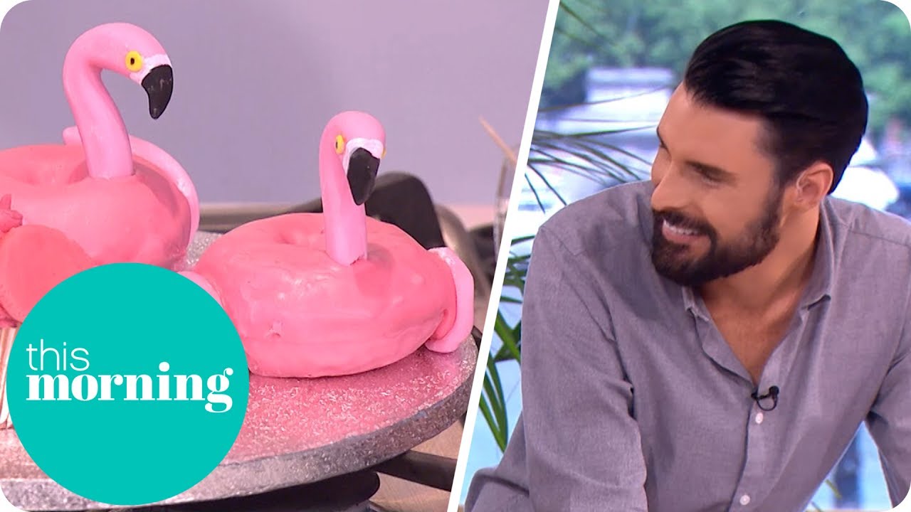 Holly and Rylan Make Some Pool Float Flamingo Donuts | This Morning