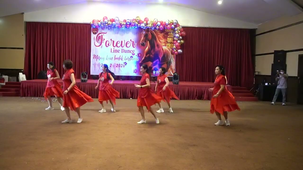 GRUP DIANA '' LETS GET LOUD ''