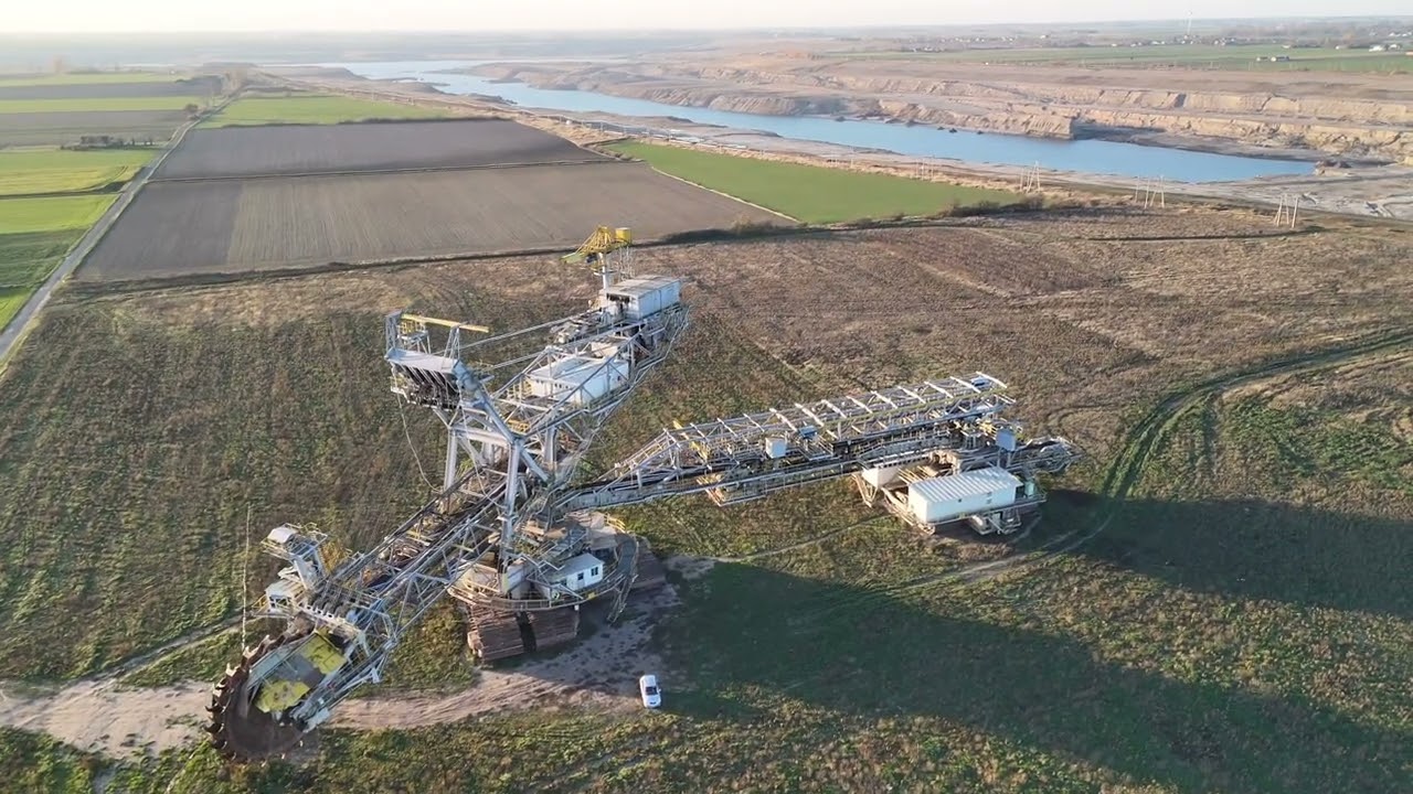 DOLORES, Wielka koparka odkrywkowa Dji Mini 4 Pro
