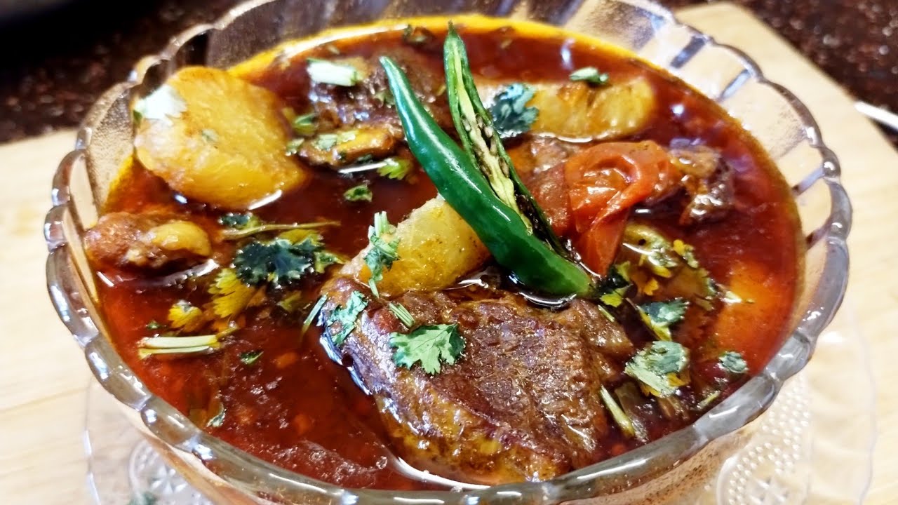 HAMARE YAHA LAG BHAG HAR GHAR MEIN BANTA HAI MOOLI GHOSHT VERY DELICIOUS BY Misbah Easy cooking