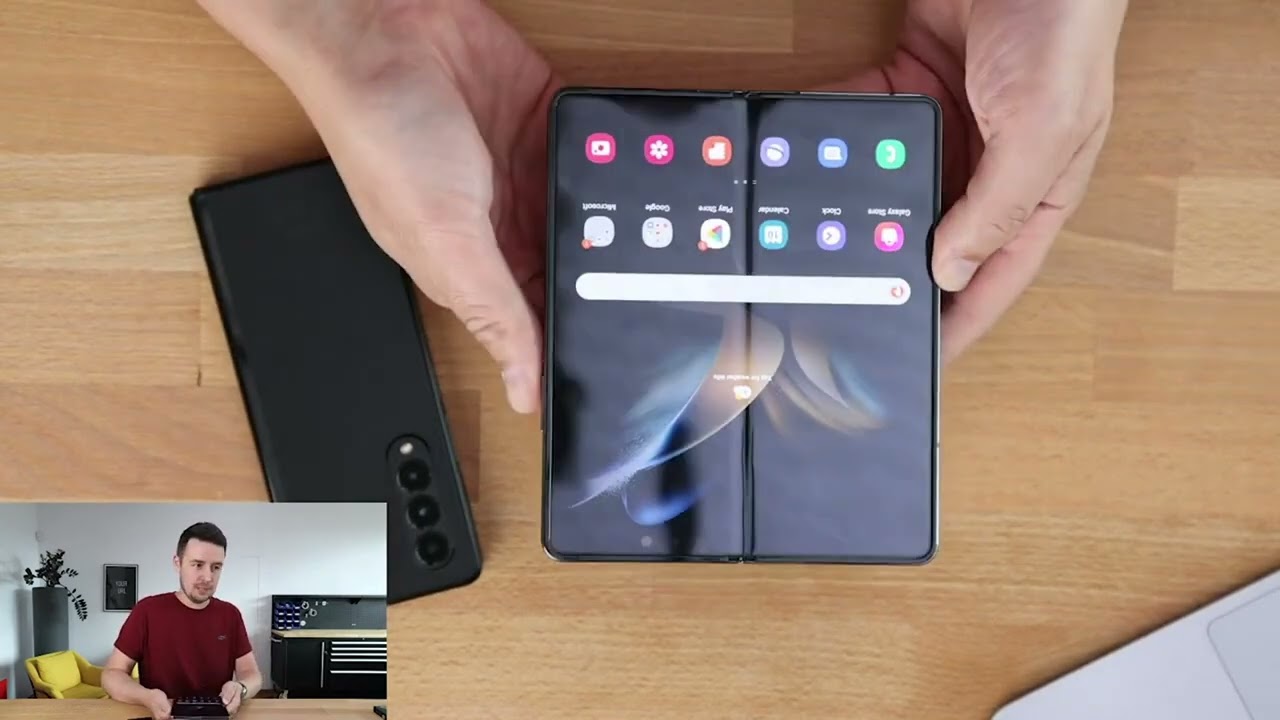 Samsung Z Fold 4 vs Z Fold 3 - Fragment Live'a