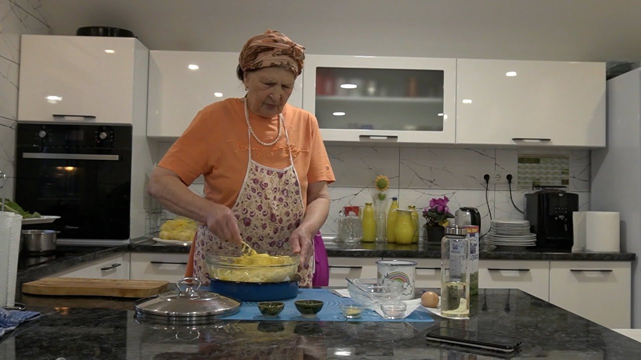 Paprike sa sirom gospođa Fadila pravi za svog sina🙋‍♀️