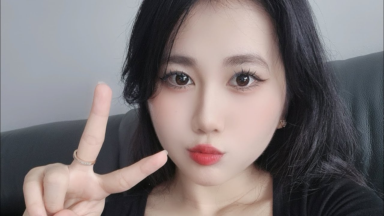 초가을에 카페를 찾은 커플은 공기가 시원했다. 💨👩‍❤️‍💋‍👨 훈이와 볼이의 러브슛 스토리 vlog 3💖✨️