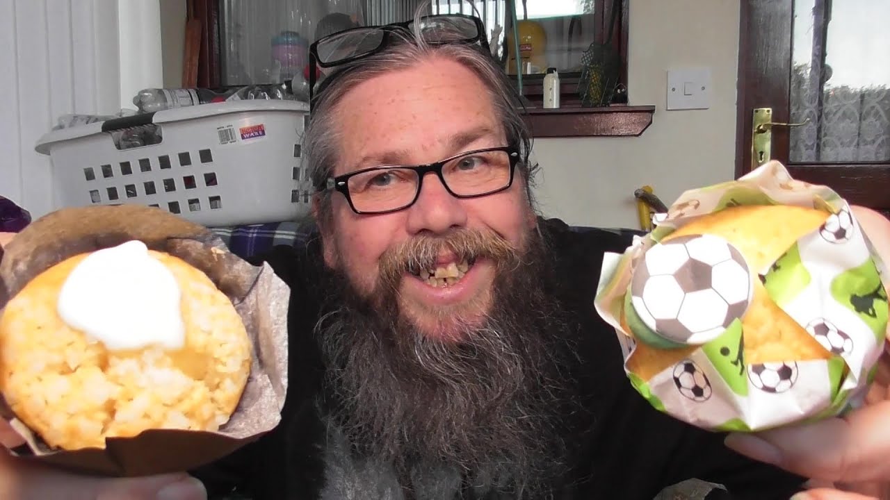 Tesco v LIDL muffins