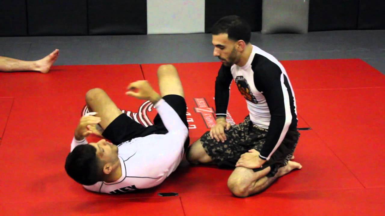 BJJ Technique | Bottom Side Control Escape to Top Turtle | Inferno BJJ Class (Sept 23, 2014)