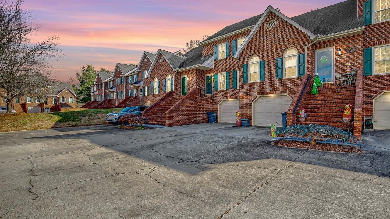 437 Andover Ct, Kingsport, TN