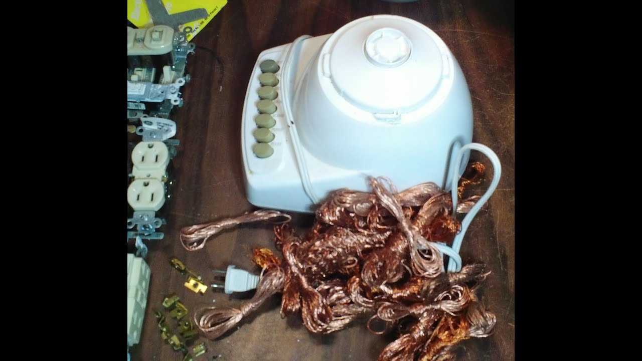 Micro Scrapping A Countertop Blender, Searching For Copper And Silver.