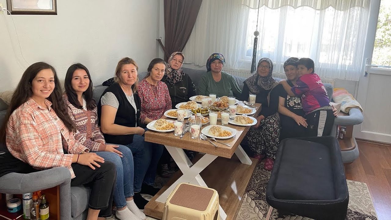 KARDEŞLERİMLE YEĞENİMİZ DE GÜZEL BİR GÜN🥰 UN HELVASI NASIL BASILIR❗️