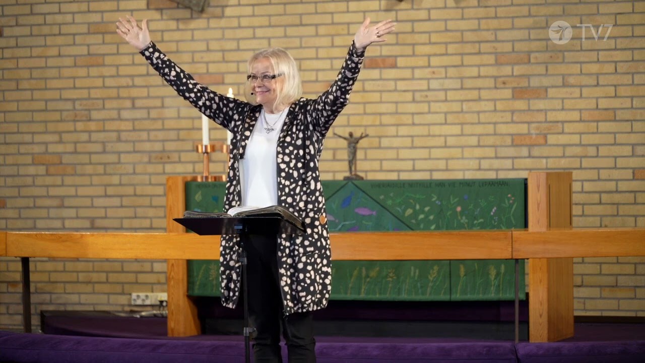 Pirkko Vesavaara - Emme vaella lihan mukaan vaan Hengen