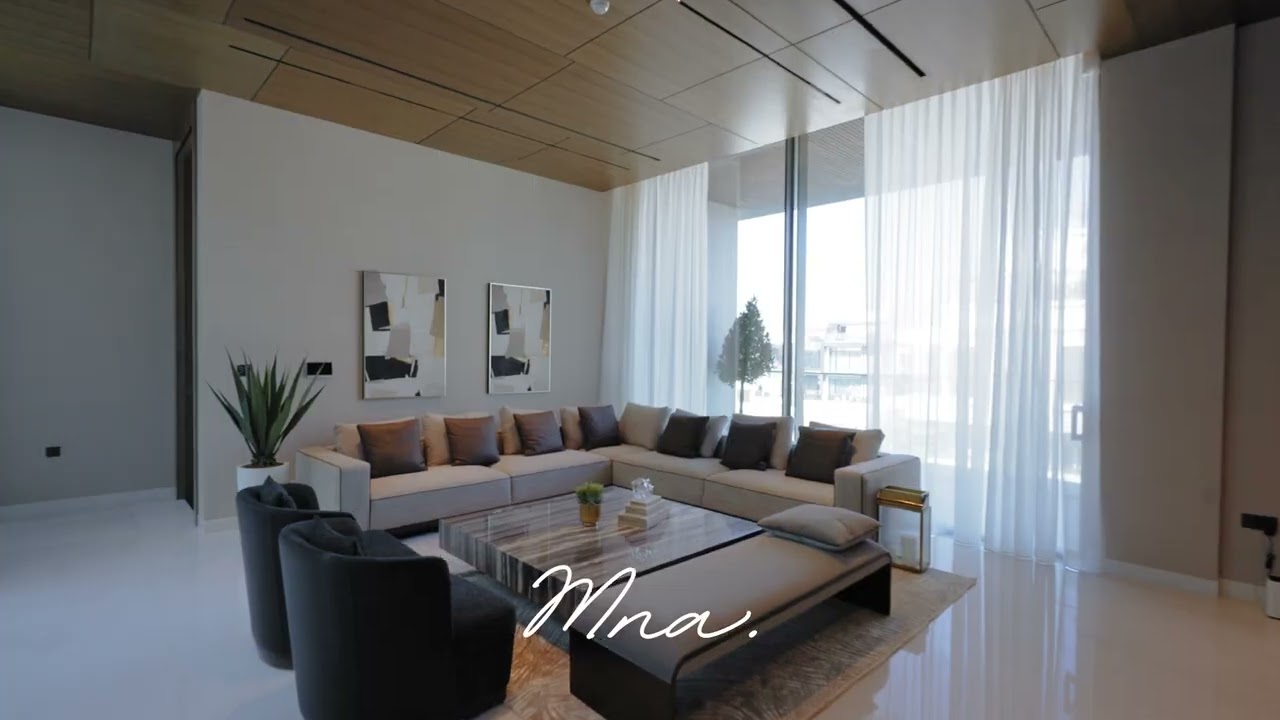 Exclusive: Ultra Luxury 5 Bedroom Villa in Pearl Jumeirah