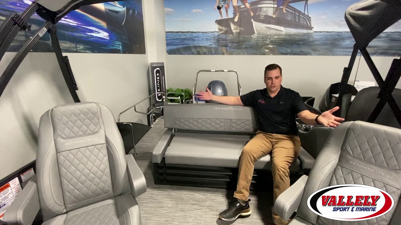 2021 Bennington Pontoons 23 LSB Co-Captan Chair WalkThrough