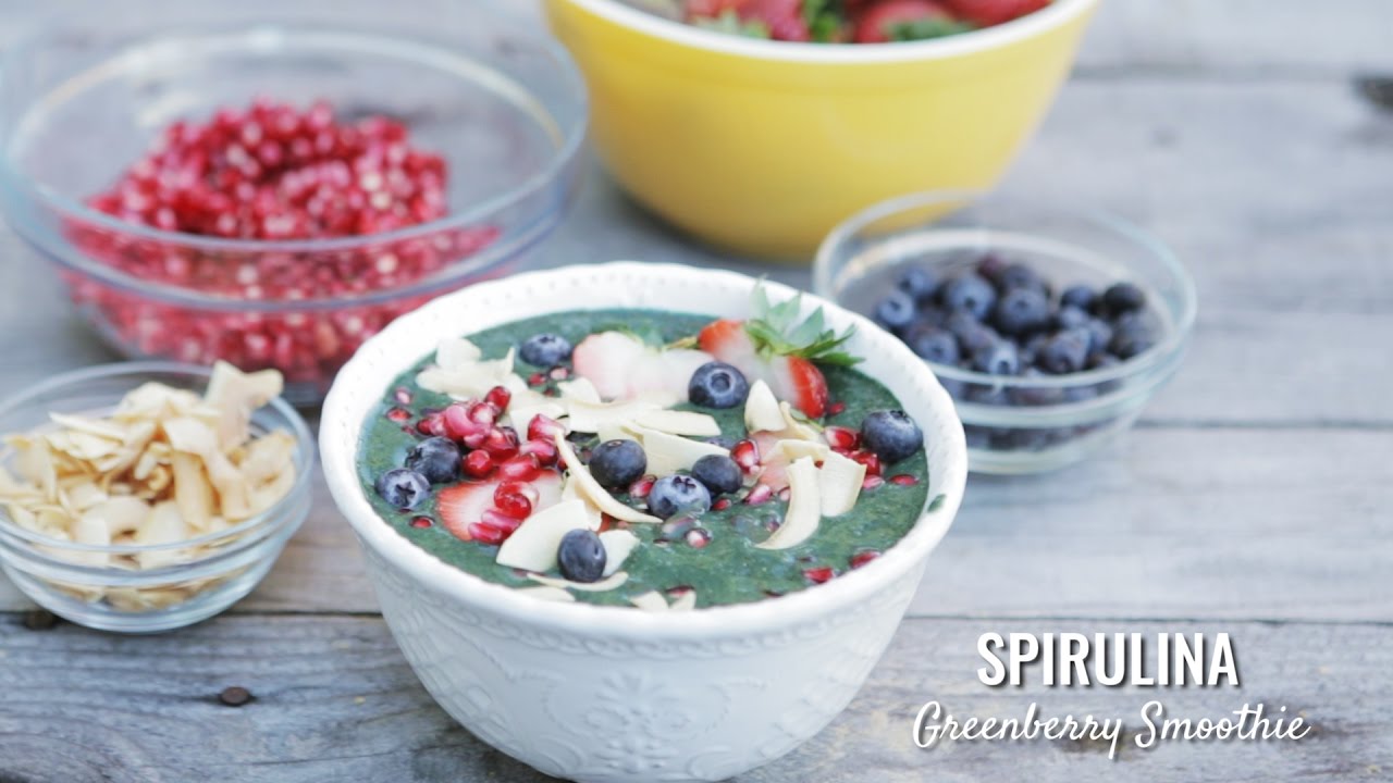Nutrient-dense Spirulina Greenberry Smoothie