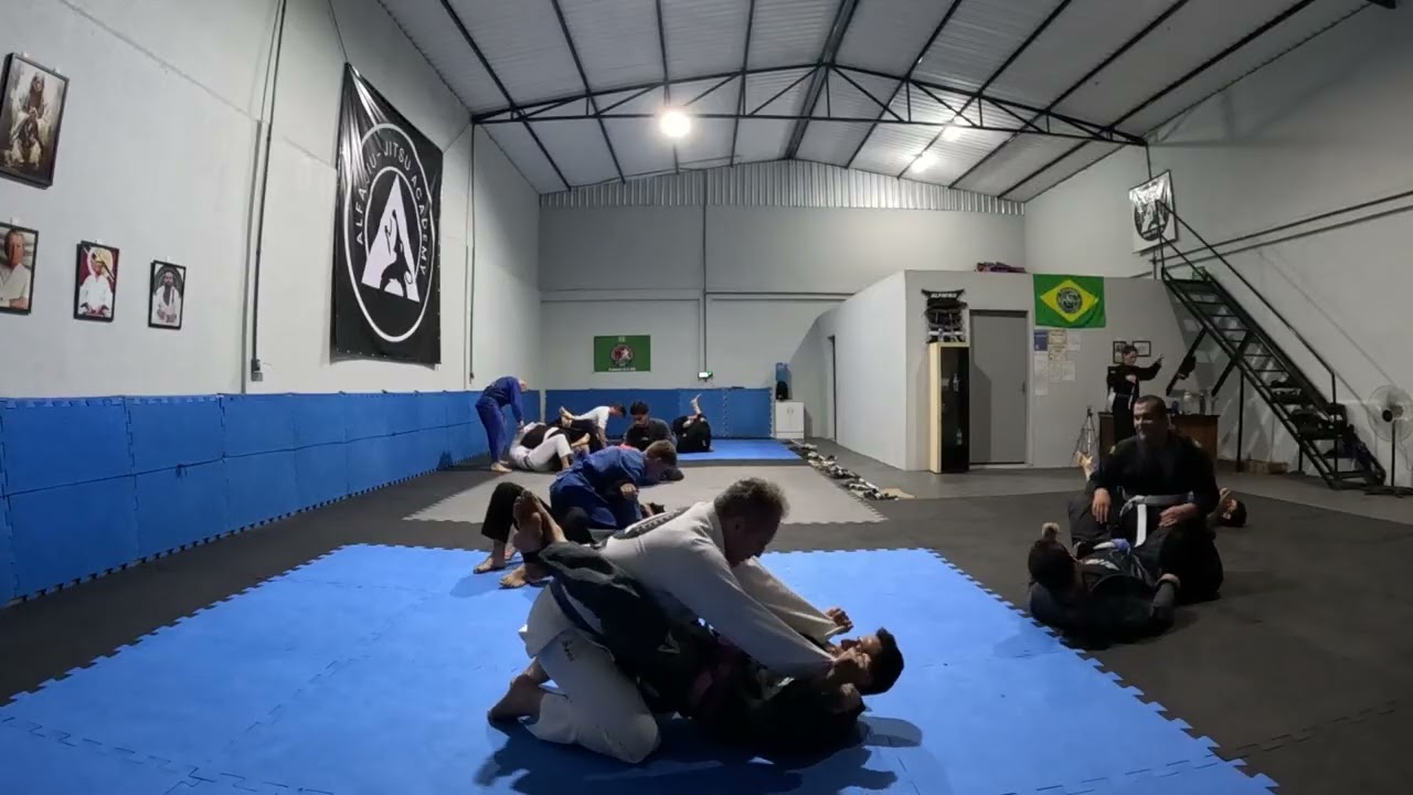 Treino de jiu-jitsu 14/01/2026 com o Professor Rodrigo - insta:tucanocere - parte I