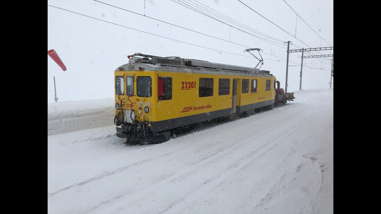 RhB im Schnee 2020