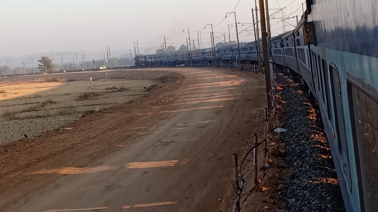 BLAST OF SPEED OF SHAKTIPUNJ FROM TORI JN TO McCLUSKIEGANJ IN A SUMMER AFTERNOON LEAD BY PTRU WDP-4D
