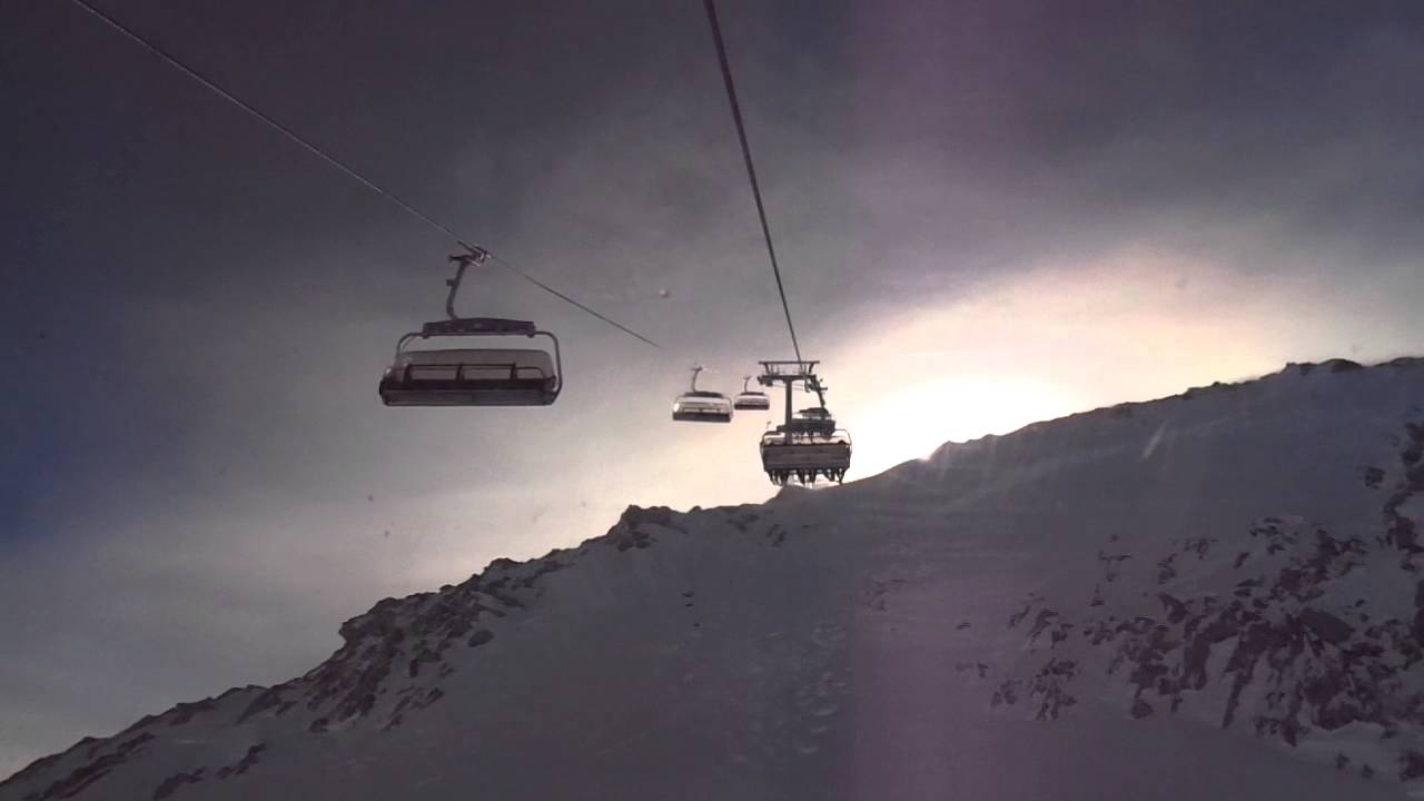 6er Sesselbahn Lärmstange 2 bei Sturm Hintertuxer Gletscher