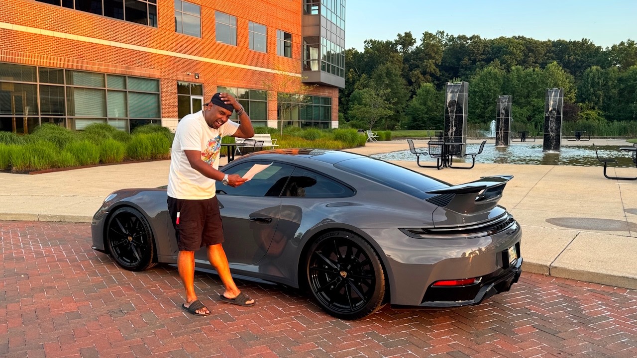 MONTHLY PAYMENT ON A 2025 PORSCHE 911 GTS T-HYBRID...