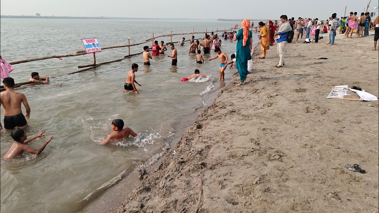 बिजनौर विदुर कुटी गंगा स्नान मेला 2025 गंगा तट से देखिए स्नान करने वाले श्रद्धालुओं ने क्या बताया...