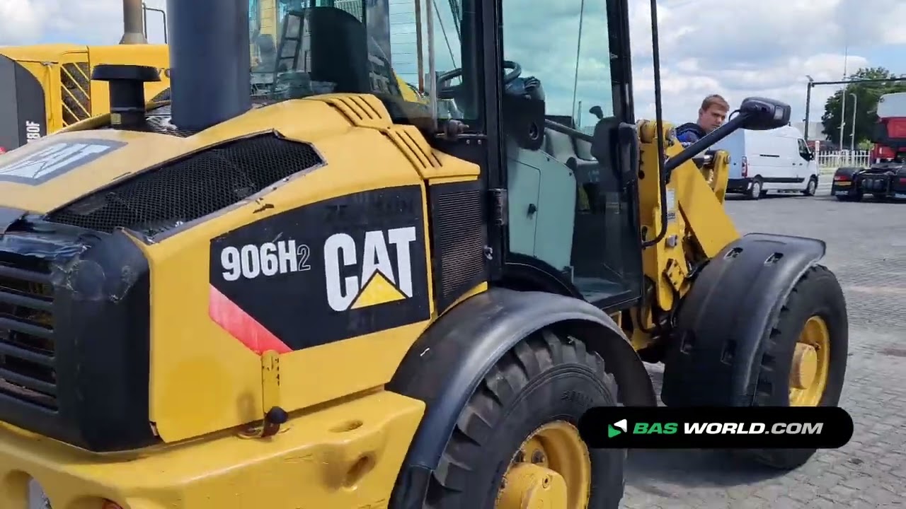 70178302 Caterpillar 906H 2
