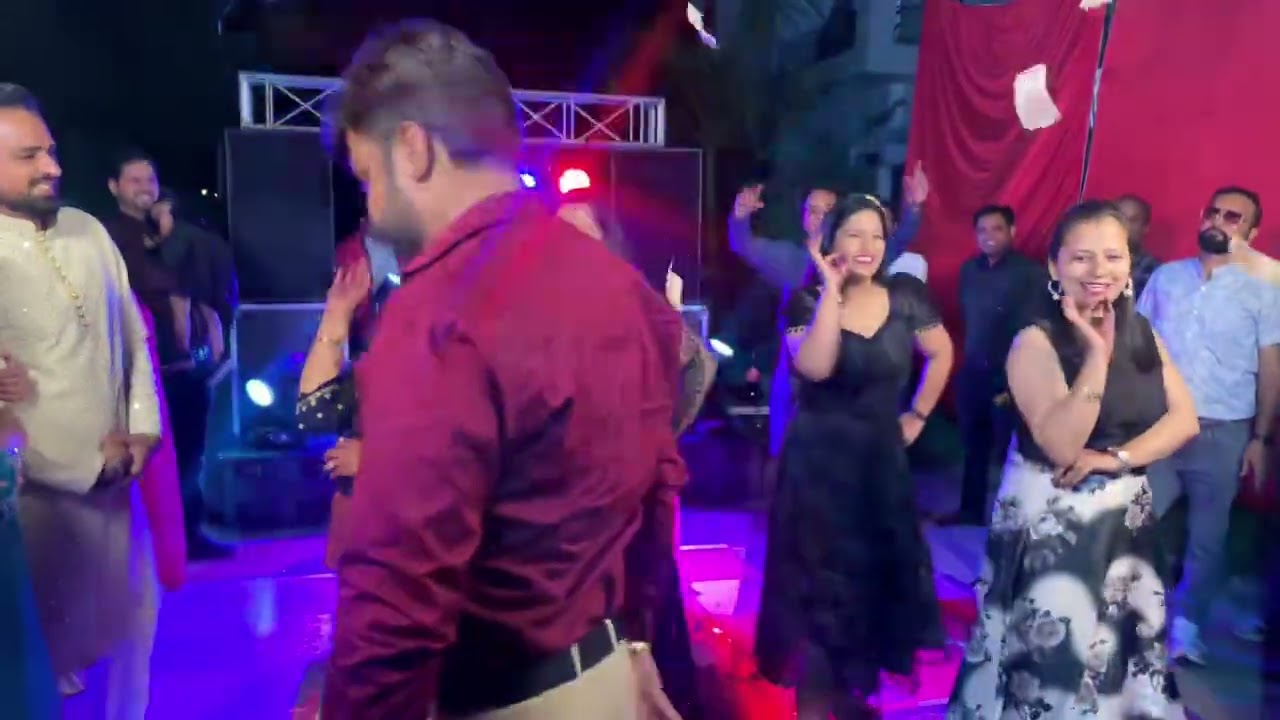 Dever ki shadi performance by bhabhi’s #deverkishadi #deverbhabhi #dance #sangeet 