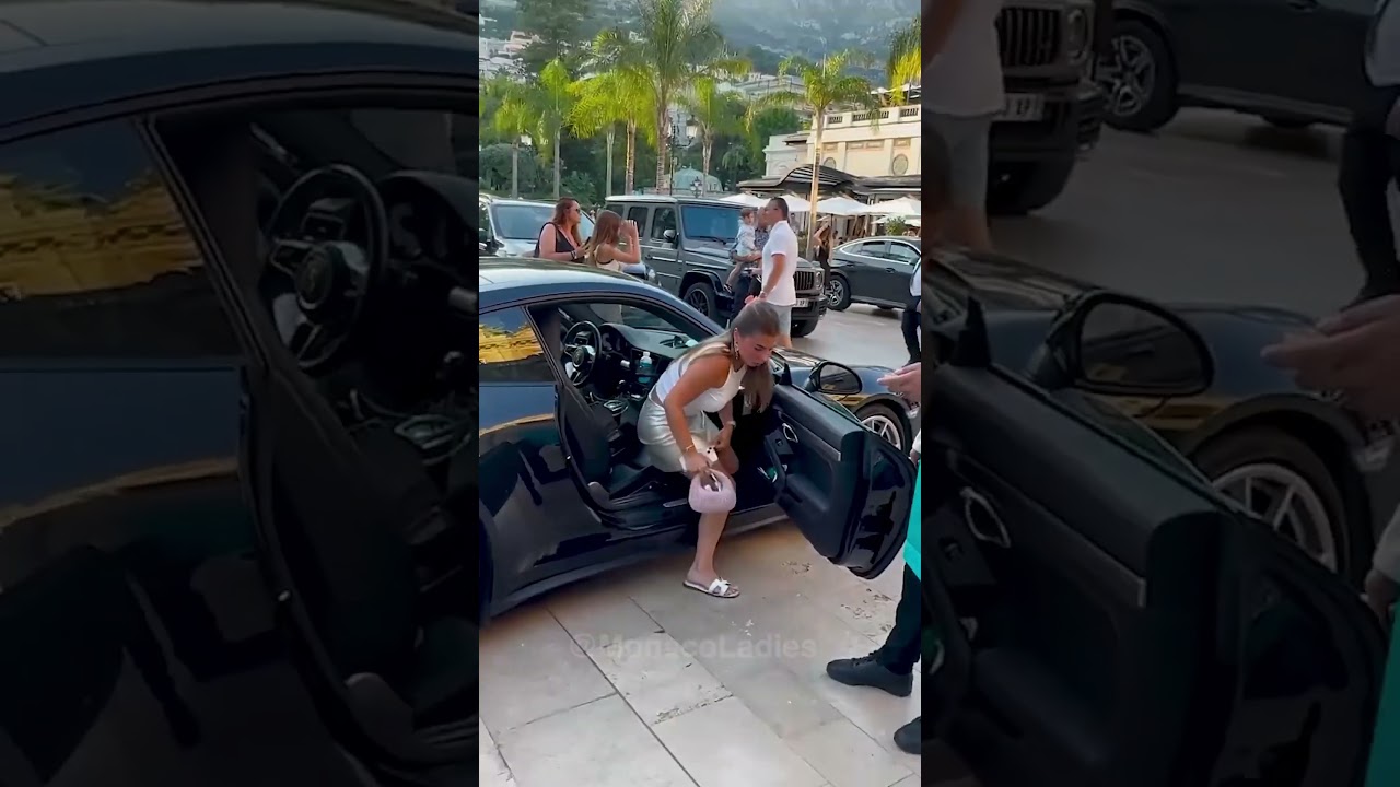 Elegant Ladies in Monaco going to the Party #monaco #ladies #supercars #girls #luxurylifestyle