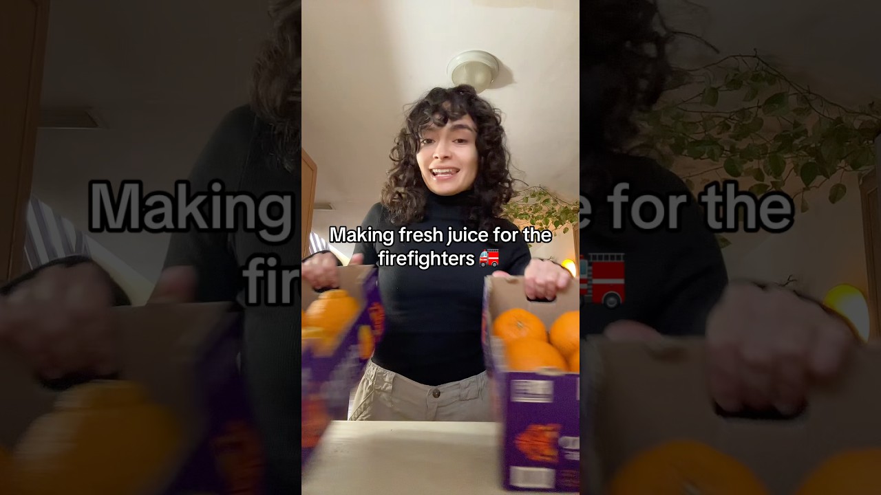 Fresh juice for the firefighters 🚒🍊 #kitchengadgets #juicing #actsofkindness #manualjuicer