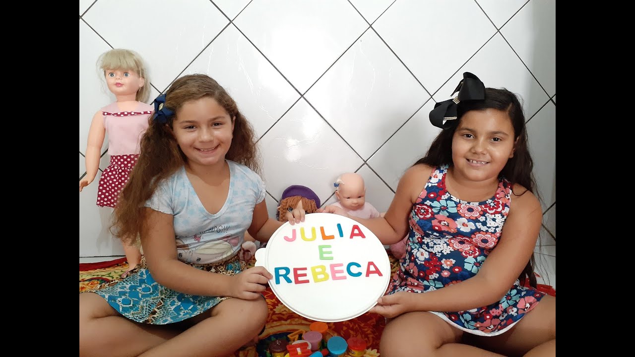 BRINCANDO DE MASSINHA PLAY-DOH COM A MINHA PRIMA - MARIA JÚLIA