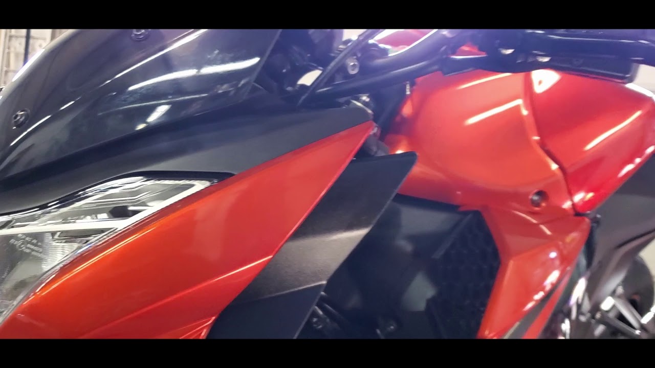 2012 Kawasaki Z1000.  Naked Streetfighter with M4 Exhaust.