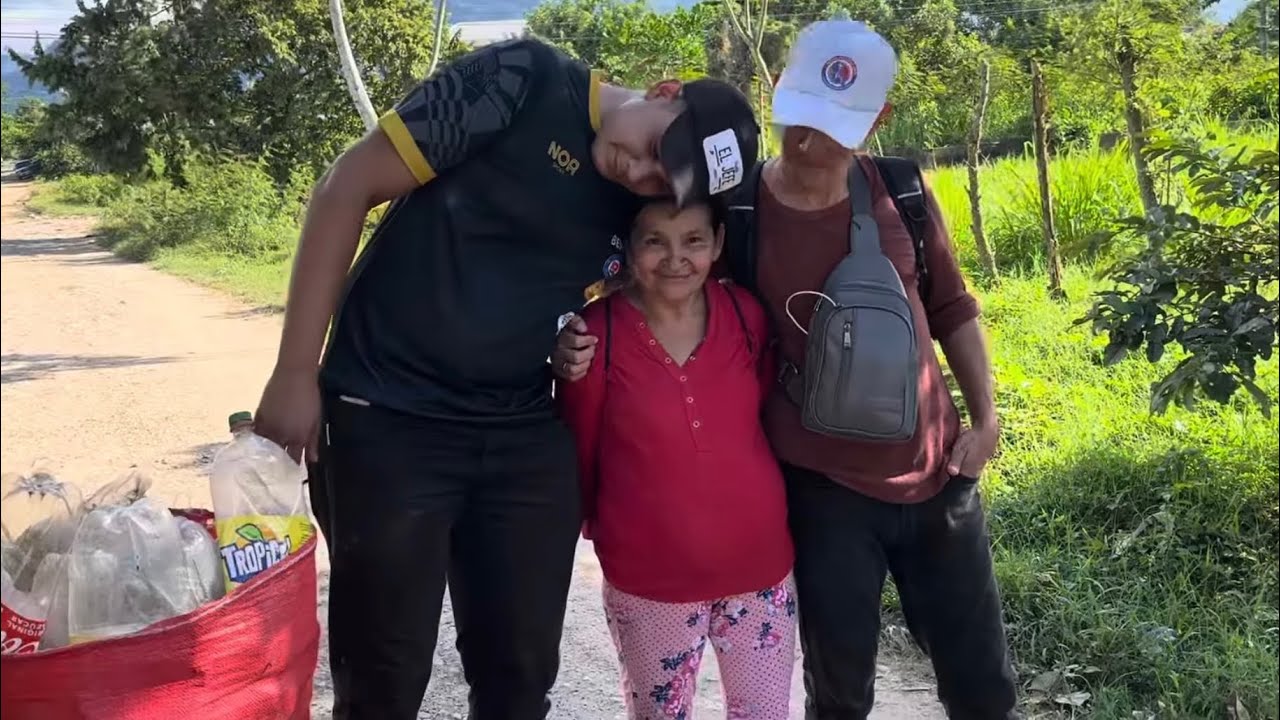 El Chaman se esta Enamorando de Tía Mauda..😁😁