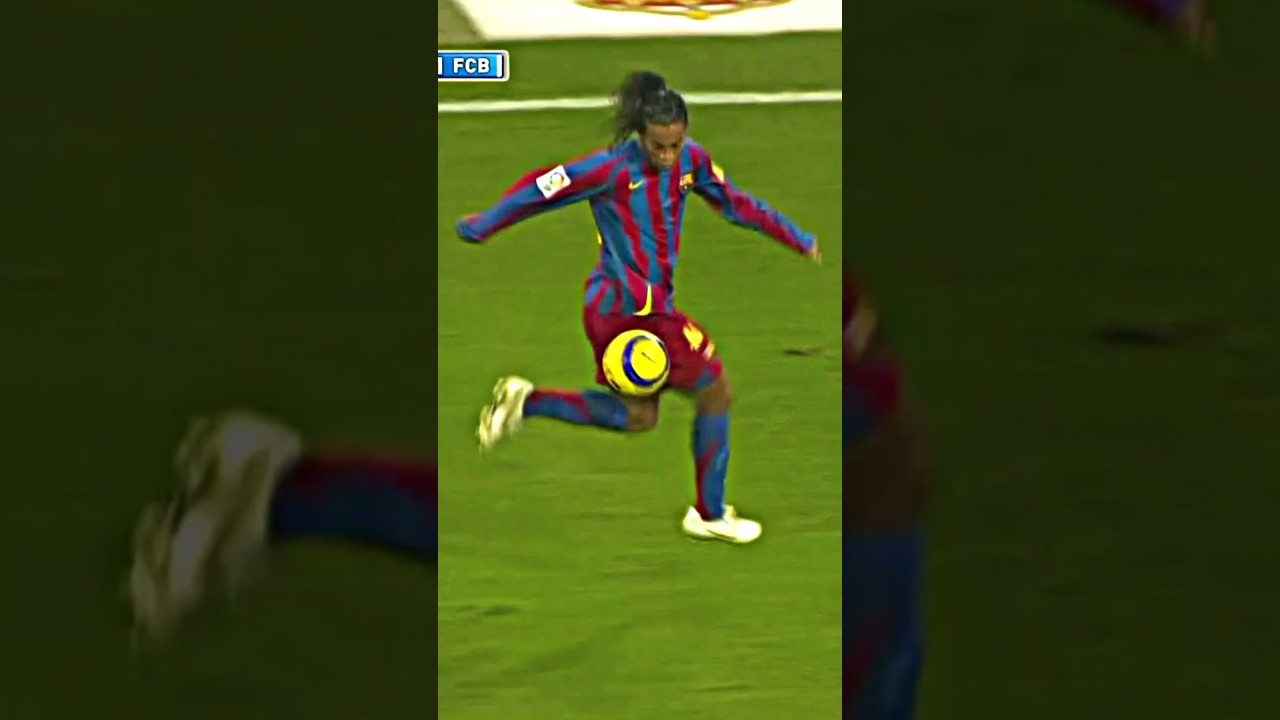 Ronaldinho Skills 😍