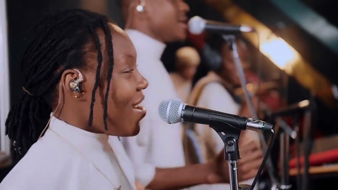 Ijo Olomo (Live)