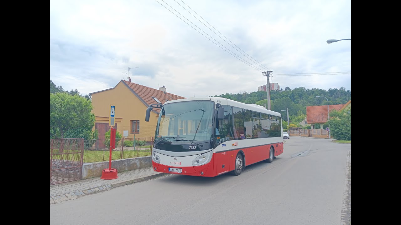 Výluka v ulici Šámalově a linka x64 - hlášení a zrychlené záběry