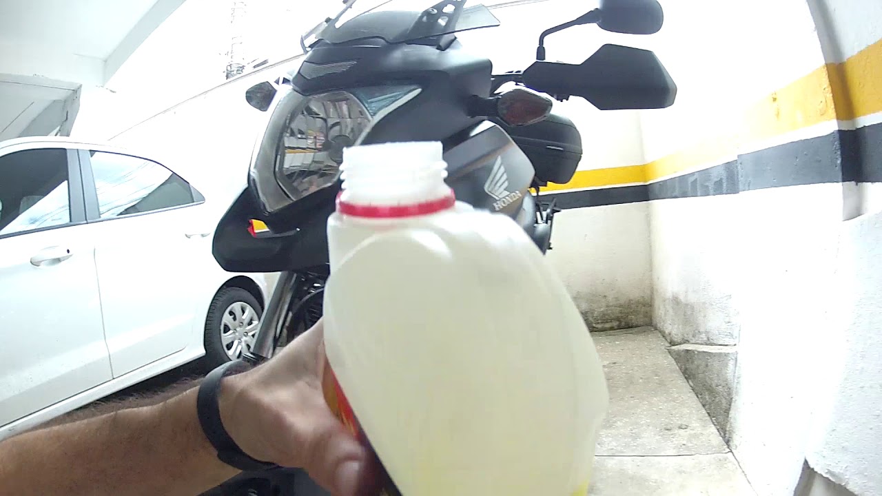 Como Trocar o Liquido de Arrefecimento da Honda CB500x cb500 cb500f - Água do Radiador