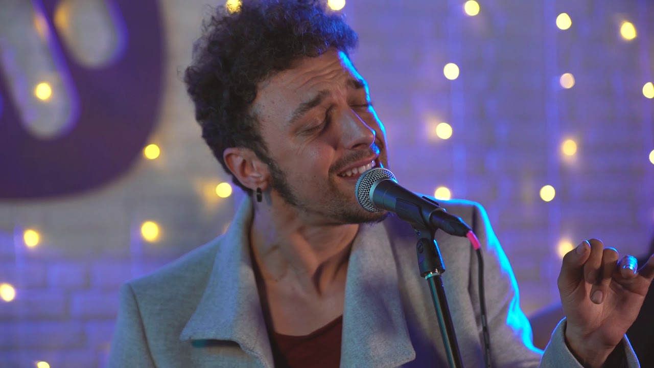 Shinova - Mirlo Blanco (Directo en Warner Music Café)