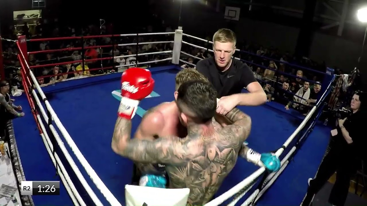 Lee MacKay vs Jack Kennedy