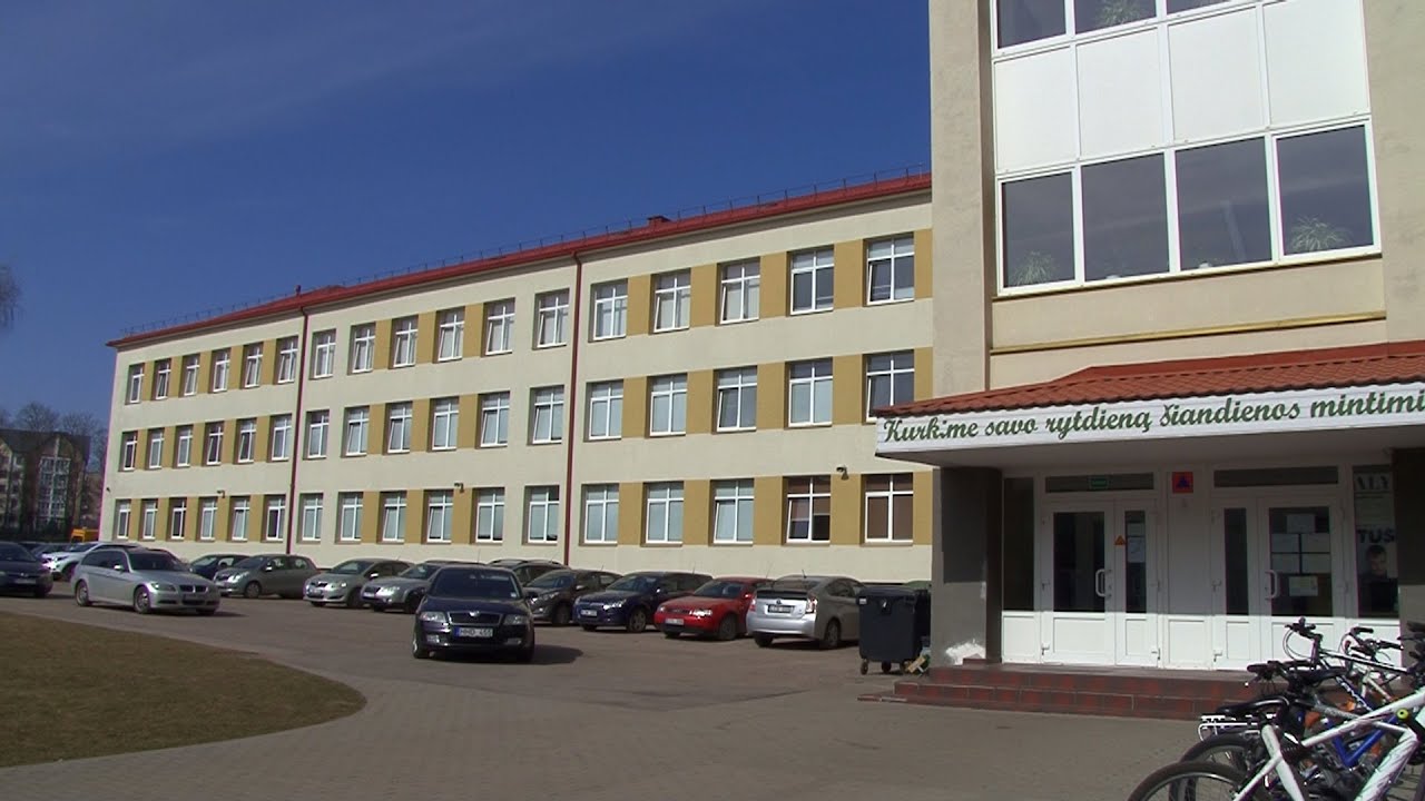 Alytaus „Dzūkijos“ mokyklos mokinių laukia naktis mokykloje 2022 03 25