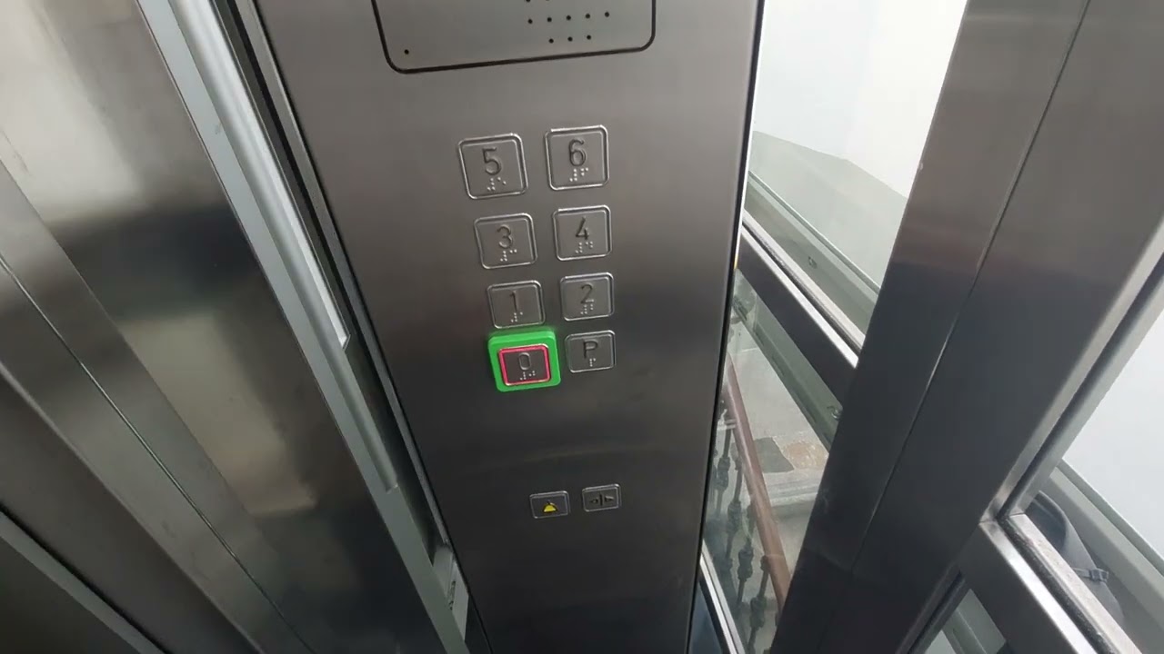 2021 Servel lift in an old building in Tarragona