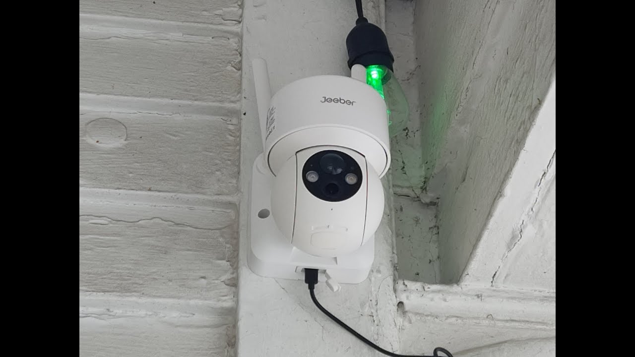 Jeeber Solar Security Camera Outdoor Wireless WiFi with Spotlight and Siren. Review