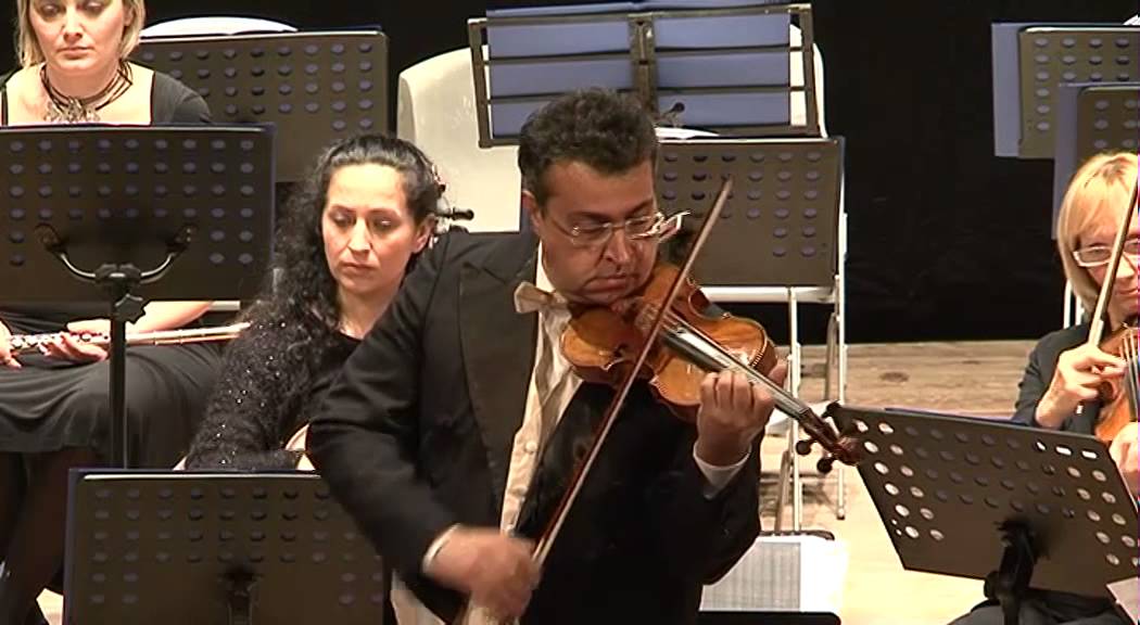 Luca Fanfoni plays N.Paganini 