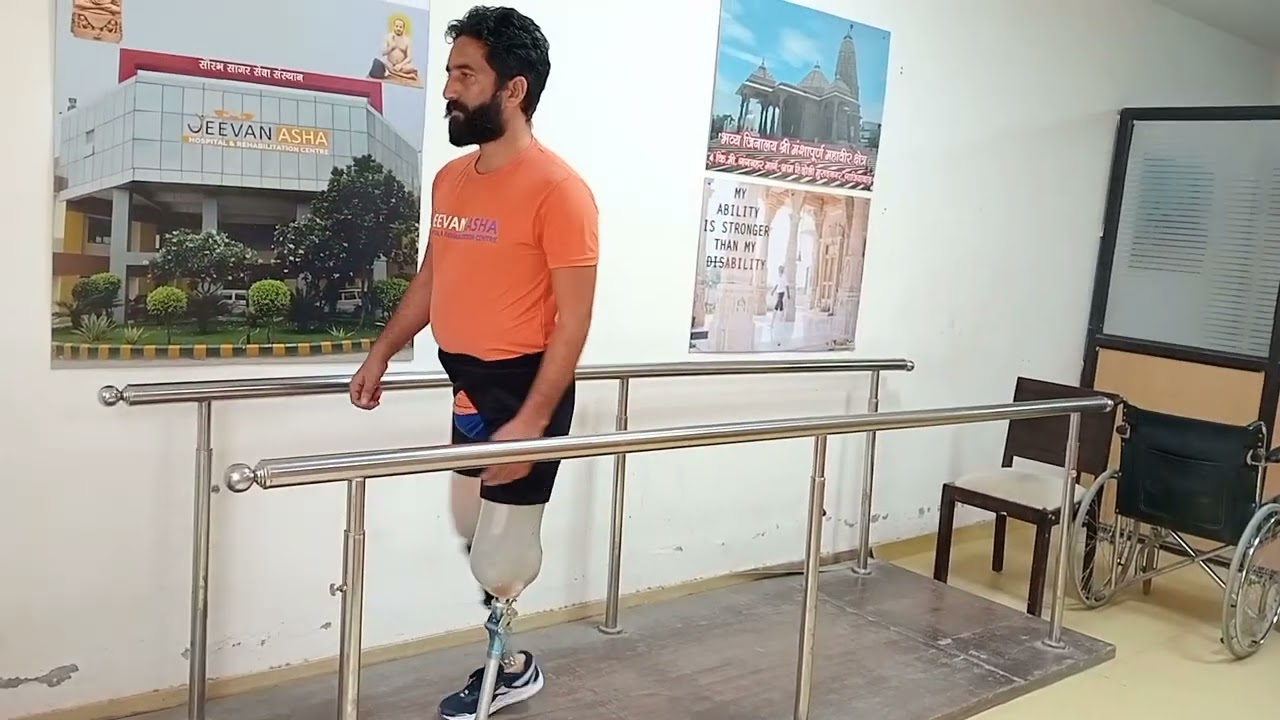 nakali pair 🦵lagakar mein chalne Laga , jeevan asha hospital ghaziabad ,, kahlonpreet vlogs