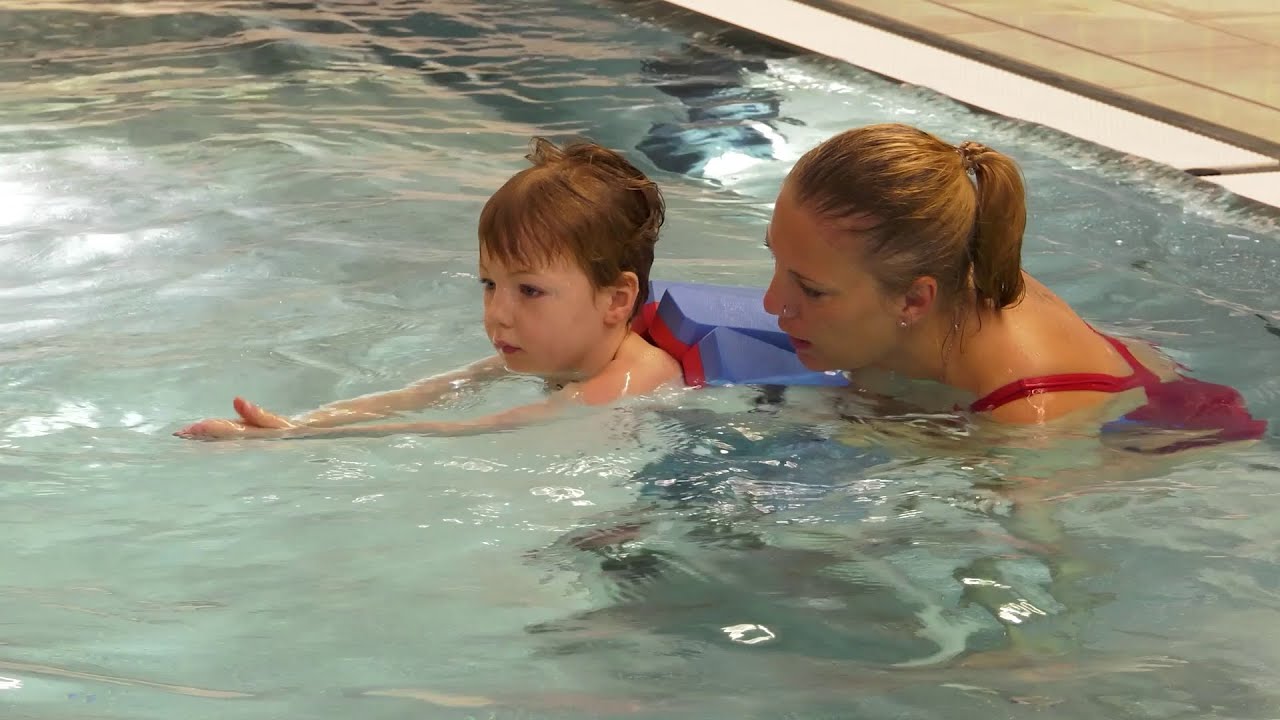 Schwimmkurse bei der BRK-Wasserwacht