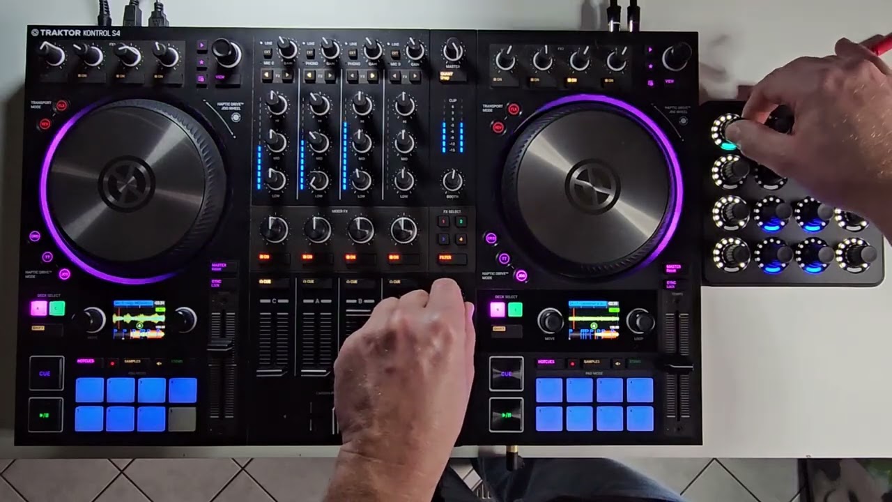 Traktor Kontrol | S4 MK3 | Melodic House & Techno Mix 2025 Reupload